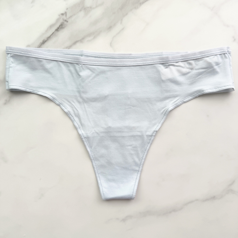 NWT SOMA VANISHING EDGE MICROFIBER THONG PANTY IN BLUE MIST SIZE M/XL